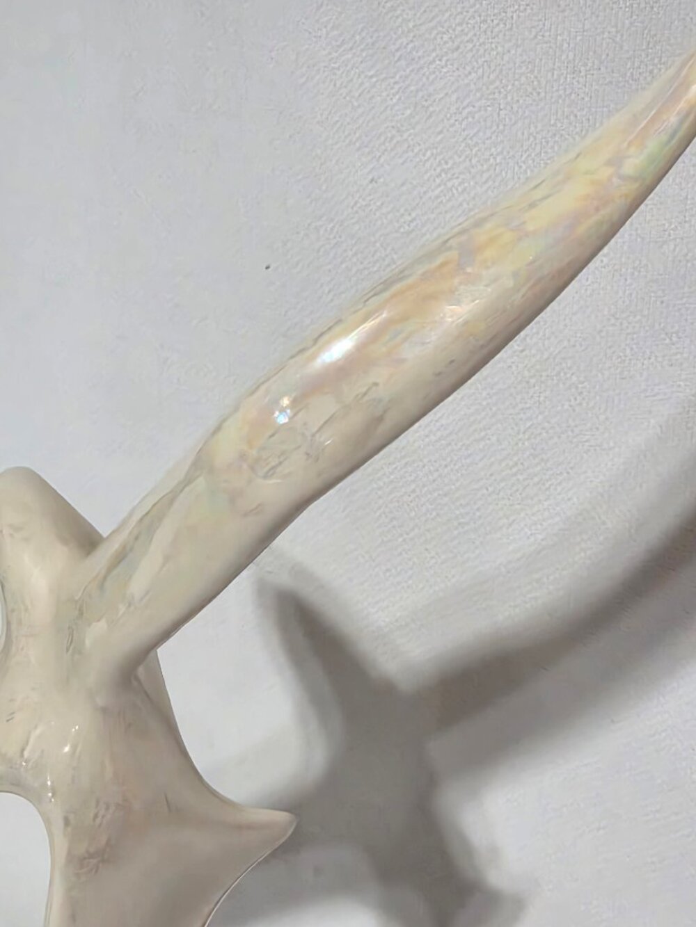Vintage Mid-Century Modern Ceramic Figurine - Minimalist "Bird in Flight" - Picture 10 of 13